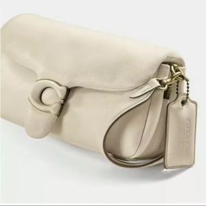SOLD OUT Coach Pillow Tabby C0772 Shoulder Bag 26